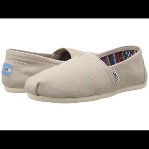 Women's TOMS Seasonal Classic Alpargata Light Grey